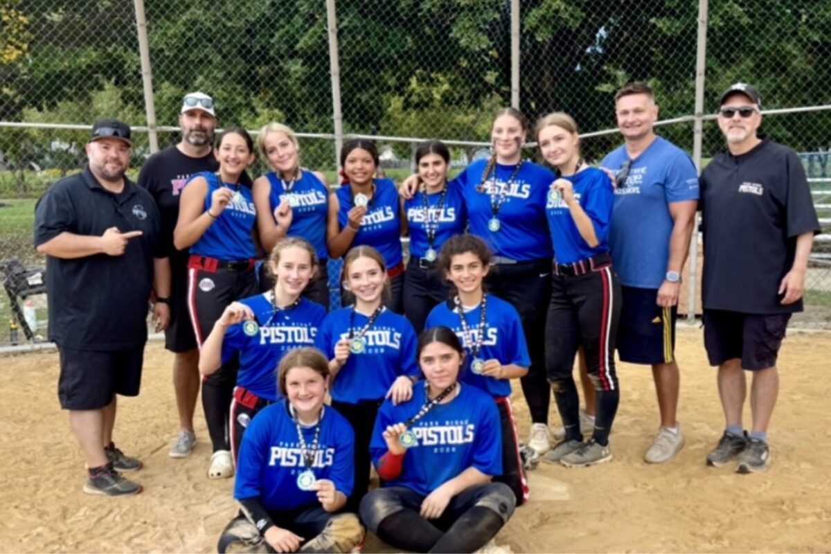Park Ridge Pistols 14U Black with their Thunderstorm Tournament medals